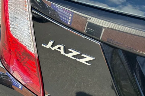 MK18VSG Honda Jazz 1.5 i-VTEC Sport Navi 5dr Thumbnail #31