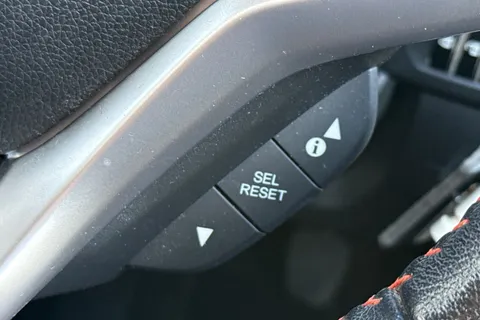 MK18VSG Honda Jazz 1.5 i-VTEC Sport Navi 5dr Thumbnail #36