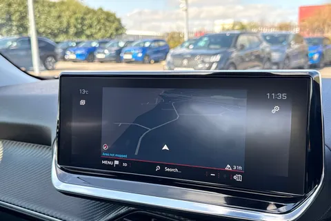 BT70FZW PEUGEOT 2008 1.2 PureTech 130 Allure Premium 5dr EAT8 Thumbnail #18