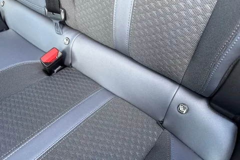 BT70FZW PEUGEOT 2008 1.2 PureTech 130 Allure Premium 5dr EAT8 Thumbnail #33