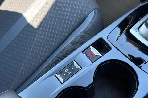 BT70FZW PEUGEOT 2008 1.2 PureTech 130 Allure Premium 5dr EAT8 Thumbnail #58