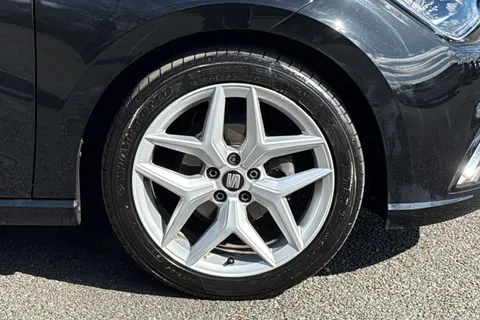 FR19XLZ SEAT Ibiza 1.0 MPI FR Euro 6 (s/s) 5dr GPF Thumbnail #10