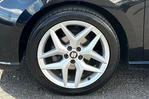 FR19XLZ SEAT Ibiza 1.0 MPI FR Euro 6 (s/s) 5dr GPF Thumbnail #13