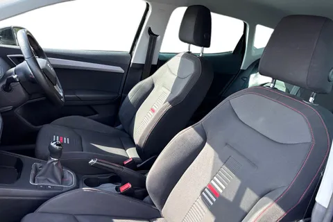 FR19XLZ SEAT Ibiza 1.0 MPI FR Euro 6 (s/s) 5dr GPF Thumbnail #16