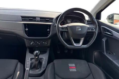 FR19XLZ SEAT Ibiza 1.0 MPI FR Euro 6 (s/s) 5dr GPF Thumbnail #18