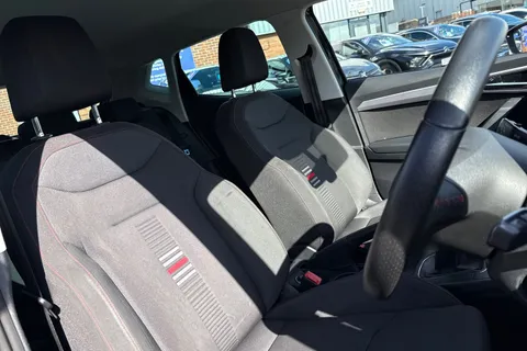 FR19XLZ SEAT Ibiza 1.0 MPI FR Euro 6 (s/s) 5dr GPF Thumbnail #24