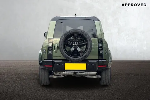 DN26HFR Land Rover Defender 110 3.0 D250 MHEV X-Dynamic HSE Hard Top SUV 5dr Diesel Auto 4WD MWB Euro 6 (s/s) (249 ps) Thumbnail #7