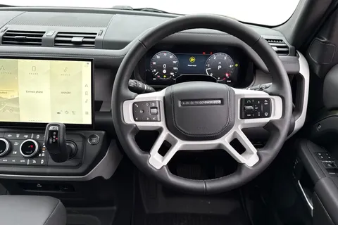 DN26HFR Land Rover Defender 110 3.0 D250 MHEV X-Dynamic HSE Hard Top SUV 5dr Diesel Auto 4WD MWB Euro 6 (s/s) (249 ps) Thumbnail #16