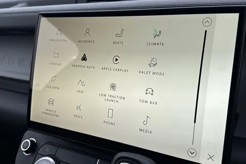 DN26HFR Land Rover Defender 110 3.0 D250 MHEV X-Dynamic HSE Hard Top SUV 5dr Diesel Auto 4WD MWB Euro 6 (s/s) (249 ps) Thumbnail #43