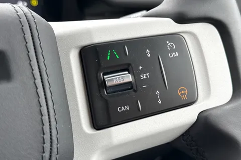DN26HFR Land Rover Defender 110 3.0 D250 MHEV X-Dynamic HSE Hard Top SUV 5dr Diesel Auto 4WD MWB Euro 6 (s/s) (249 ps) Thumbnail #45