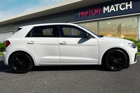 GY22ZVH Audi A1 1.0 TFSI 30 Sport Sportback Euro 6 (s/s) 5dr Thumbnail #4