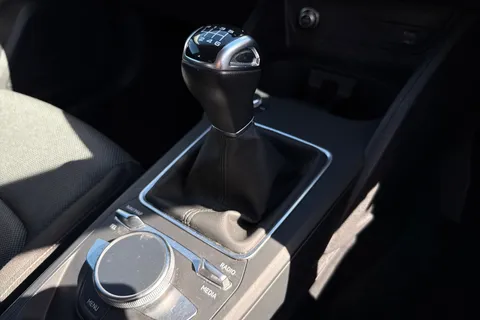 DW23FWN Audi Q2 Sport 30 TFSI  110 PS 6-speed Thumbnail #24