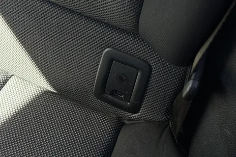 DW23FWN Audi Q2 Sport 30 TFSI  110 PS 6-speed Thumbnail #28