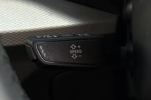 DW23FWN Audi Q2 Sport 30 TFSI  110 PS 6-speed Thumbnail #37