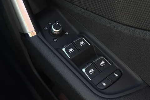 DW23FWN Audi Q2 Sport 30 TFSI  110 PS 6-speed Thumbnail #39