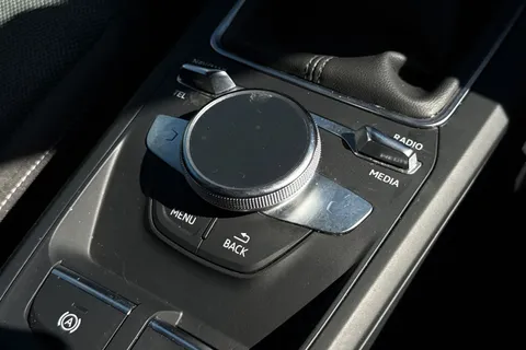 DW23FWN Audi Q2 Sport 30 TFSI  110 PS 6-speed Thumbnail #41