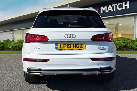 LP19HGZ Audi Q5 2.0 TDI 40 S line S Tronic quattro Euro 6 (s/s) 5dr Thumbnail #5