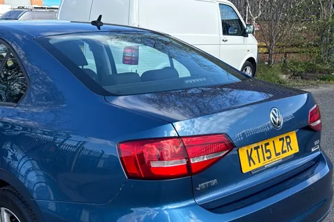 8 of 39 for Volkswagen Jetta 2.0 TDI BlueMotion Tech SE Euro 6 (s/s) 4dr