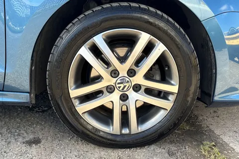 10 of 39 for Volkswagen Jetta 2.0 TDI BlueMotion Tech SE Euro 6 (s/s) 4dr