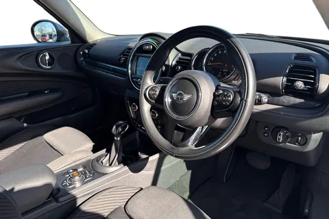 MK18YJV Mini Clubman 1.5 Cooper Auto Euro 6 (s/s) 6dr Thumbnail #14