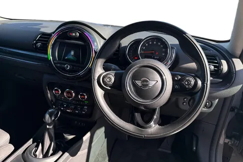 MK18YJV Mini Clubman 1.5 Cooper Auto Euro 6 (s/s) 6dr Thumbnail #18