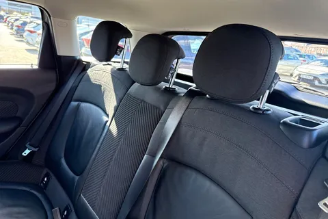 MK18YJV Mini Clubman 1.5 Cooper Auto Euro 6 (s/s) 6dr Thumbnail #19