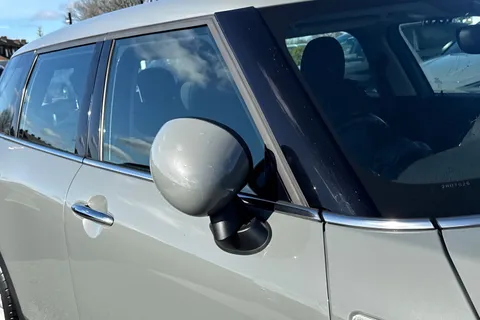 MK18YJV Mini Clubman 1.5 Cooper Auto Euro 6 (s/s) 6dr Thumbnail #27