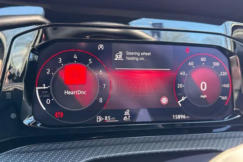 DE74ZWC Volkswagen Golf 1.5 TSI 150 R-Line 5dr Thumbnail #26