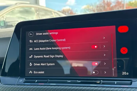 DE74ZWC Volkswagen Golf 1.5 TSI 150 R-Line 5dr Thumbnail #33