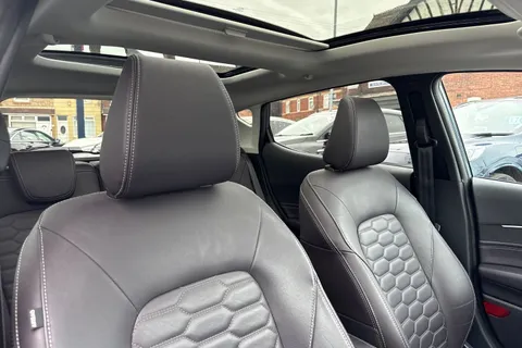 CK69XRO Ford Fiesta 1.0 EcoBoost 140 5dr Thumbnail #22