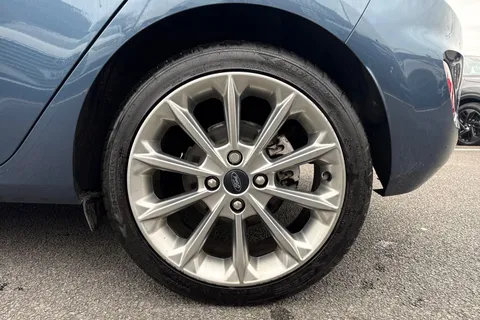 CK69XRO Ford Fiesta 1.0 EcoBoost 140 5dr Thumbnail #23