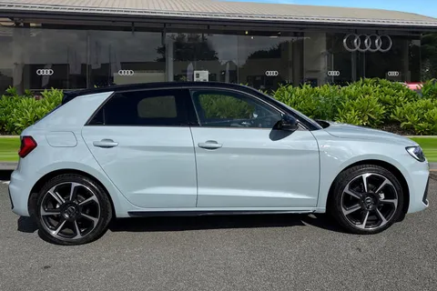 DN75ORC Audi A1 Black Edition 30 TFSI  116 PS S tronic Thumbnail #4
