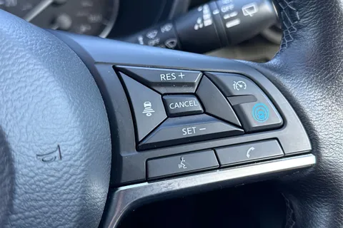 MC22DZZ Nissan Juke 1.6 Hybrid Tekna 5dr Auto Thumbnail #36