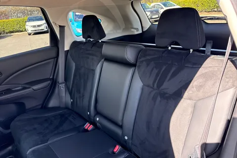 DA16SKO Honda CR-V 1.6 i-DTEC SR Auto 4WD Euro 6 5dr Thumbnail #14