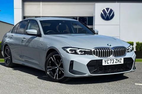 YC73ZHZ BMW 3 Series 2.0 320i M Sport Auto Euro 6 (s/s) 4dr Thumbnail #2