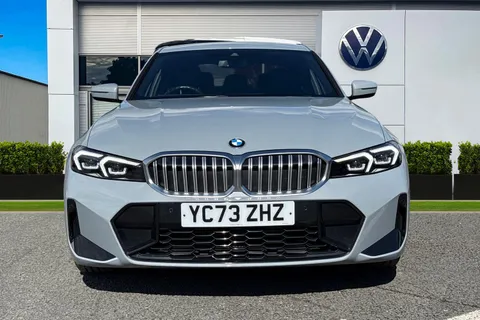 YC73ZHZ BMW 3 Series 2.0 320i M Sport Auto Euro 6 (s/s) 4dr Thumbnail #7