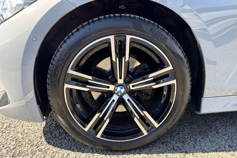 YC73ZHZ BMW 3 Series 2.0 320i M Sport Auto Euro 6 (s/s) 4dr Thumbnail #13