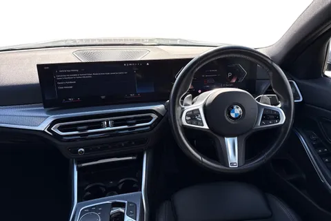 YC73ZHZ BMW 3 Series 2.0 320i M Sport Auto Euro 6 (s/s) 4dr Thumbnail #19