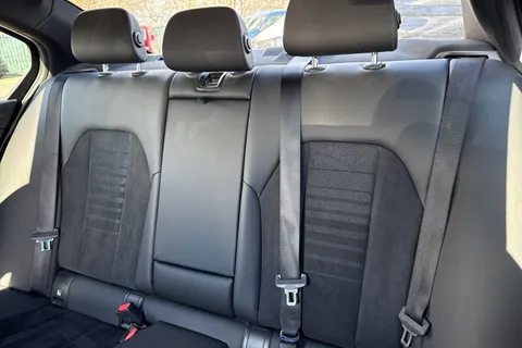 YC73ZHZ BMW 3 Series 2.0 320i M Sport Auto Euro 6 (s/s) 4dr Thumbnail #20