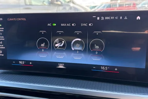 YC73ZHZ BMW 3 Series 2.0 320i M Sport Auto Euro 6 (s/s) 4dr Thumbnail #23