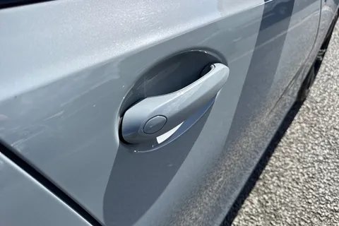 YC73ZHZ BMW 3 Series 2.0 320i M Sport Auto Euro 6 (s/s) 4dr Thumbnail #29