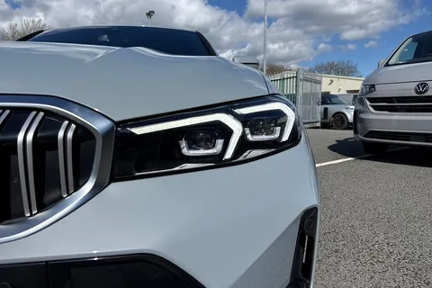 YC73ZHZ BMW 3 Series 2.0 320i M Sport Auto Euro 6 (s/s) 4dr Thumbnail #32