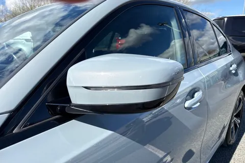 YC73ZHZ BMW 3 Series 2.0 320i M Sport Auto Euro 6 (s/s) 4dr Thumbnail #33