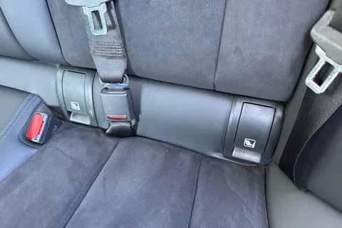 YC73ZHZ BMW 3 Series 2.0 320i M Sport Auto Euro 6 (s/s) 4dr Thumbnail #36