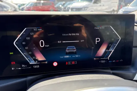 YC73ZHZ BMW 3 Series 2.0 320i M Sport Auto Euro 6 (s/s) 4dr Thumbnail #44