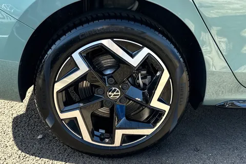 DF25EZG Volkswagen Passat 1.5 TSI eHybrid 272 R-Line 5dr DSG **INFORTAINMENT PACK, PAN ROOF, DRIVER P Thumbnail #13