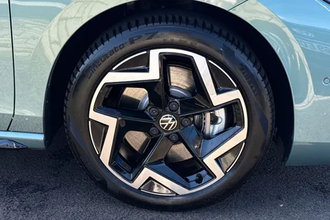 DF25EZG Volkswagen Passat 1.5 TSI eHybrid 272 R-Line 5dr DSG **INFORTAINMENT PACK, PAN ROOF, DRIVER P Thumbnail #14