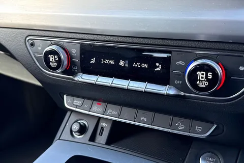 DE23XSR Audi Q5 S line 40 TDI quattro 204 PS S tronic Thumbnail #23