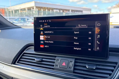 DE23XSR Audi Q5 S line 40 TDI quattro 204 PS S tronic Thumbnail #35