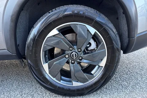 DG74CLV Nissan X-Trail 1.5 h e-POWER N-Connecta Auto e-4ORCE Euro 6 (s/s) 5dr Thumbnail #12